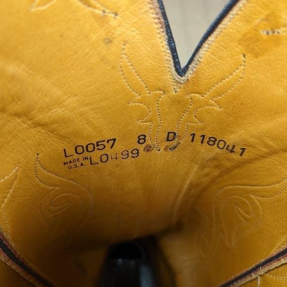 Lucchese \